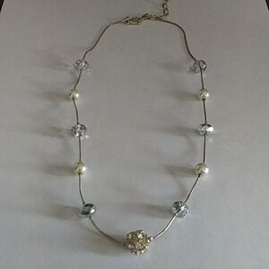 Sparkly‎ gold pearl and crystal necklace